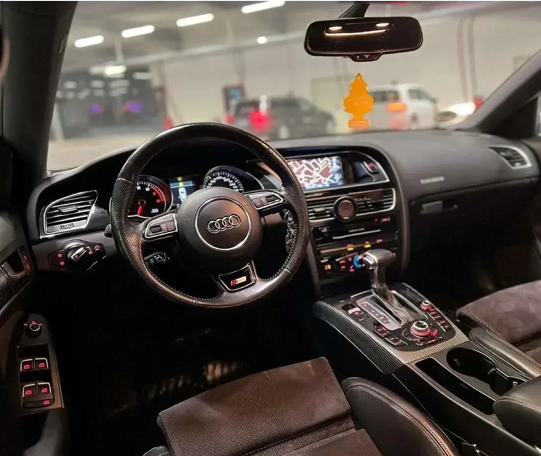 Gebraucht Audi A5 Sportback S-Line 190 PS (139 kW) 2015 Schwarz Kleinwagen
