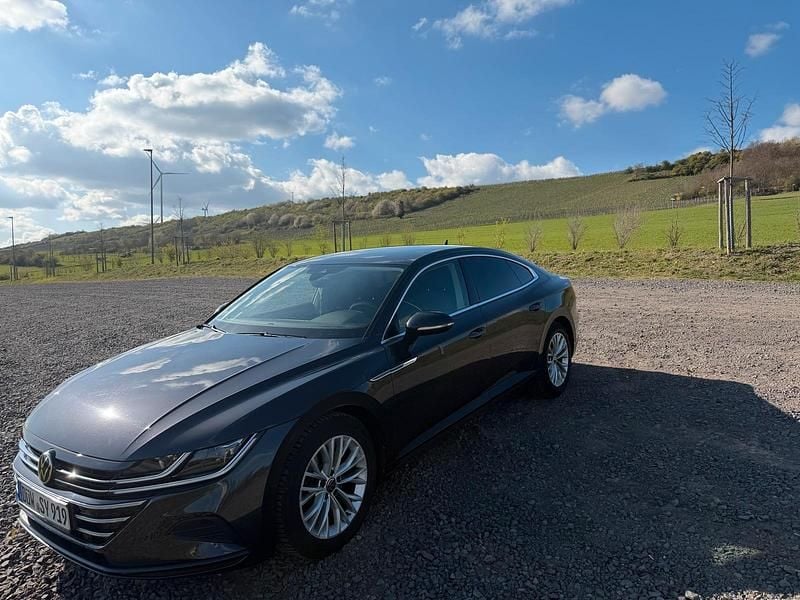 Gebraucht VW Arteon 150 PS (110 kW) 2021 Grau Limousine