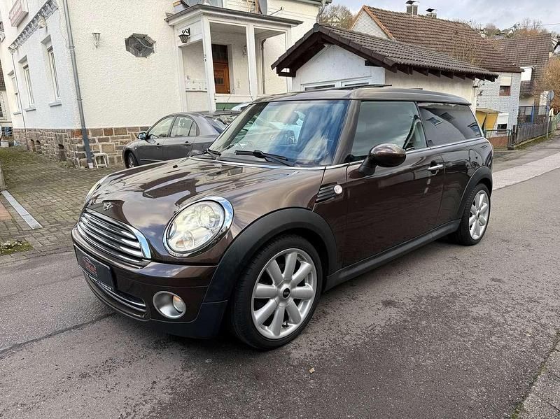 Hot chocolate metallic Gebraucht 2008 Mini Cooper Clubman Kombi | 4.990 € (Etwas zu teuer) - Bild 1/4