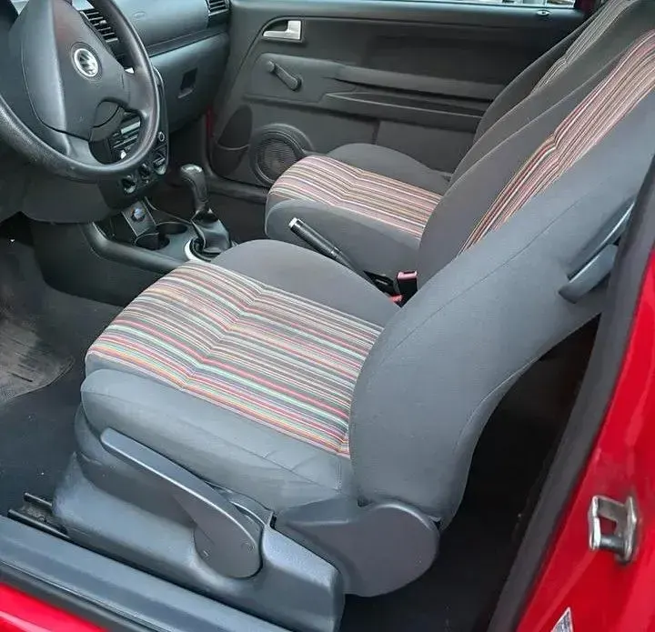 Używany VW Fox 55 KM (40 kW) 2008 Czerwony Hatchback