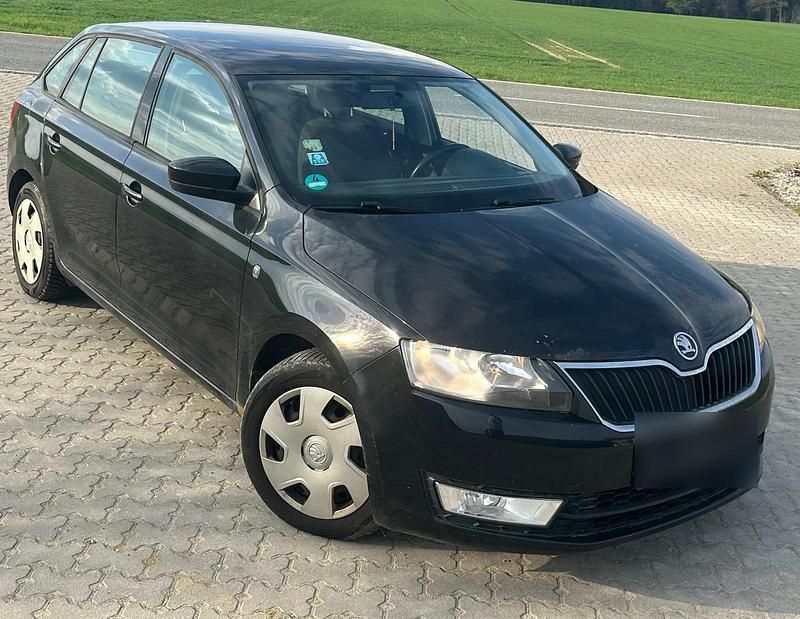 Usata Skoda Rapid 2015 Nero Utilitaria