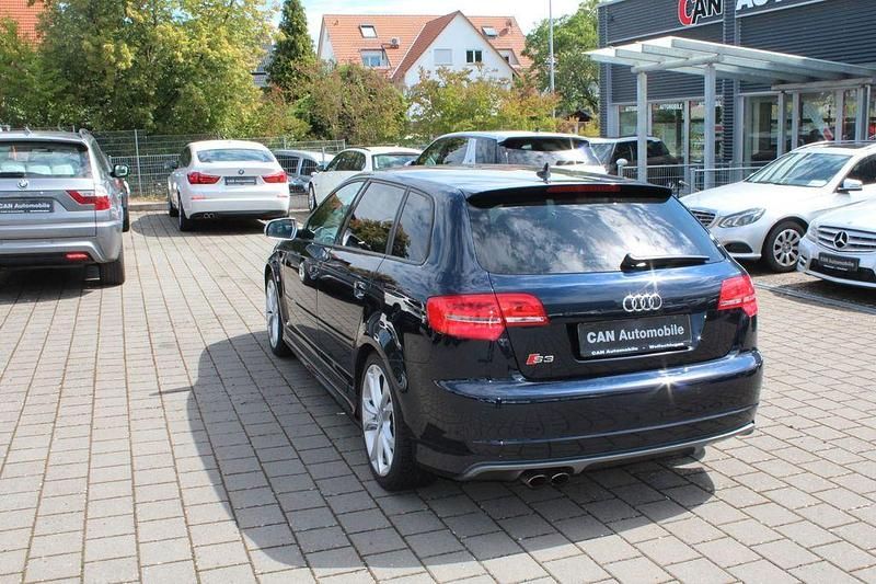 Gebraucht Audi S3 Sport 265 PS (194 kW) 2011 Blau Limousine