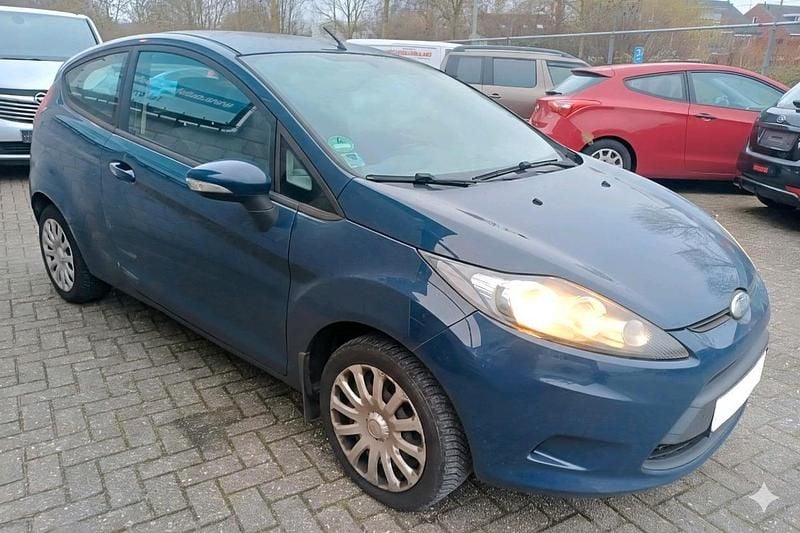 Gebraucht Ford Fiesta 60 PS (44 kW) 2010 Blau Kleinwagen