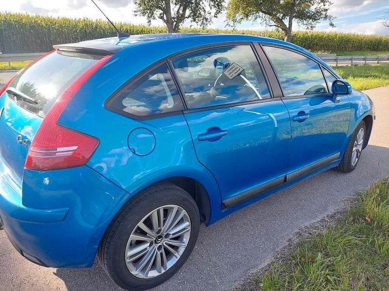 Blau Gebraucht 2008 Citroën C4 Tendance Limousine | 3.350 € (Fairer Preis) - Bild 1/4