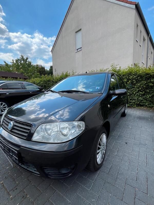 Schwarz Gebraucht 2007 Fiat Punto Kleinwagen | 1.100 € (Guter Preis) - Bild 1/4