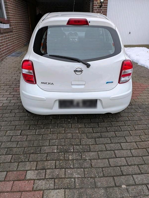 Gebraucht Nissan Micra 80 PS (58 kW) 2013 Weiß Kleinwagen