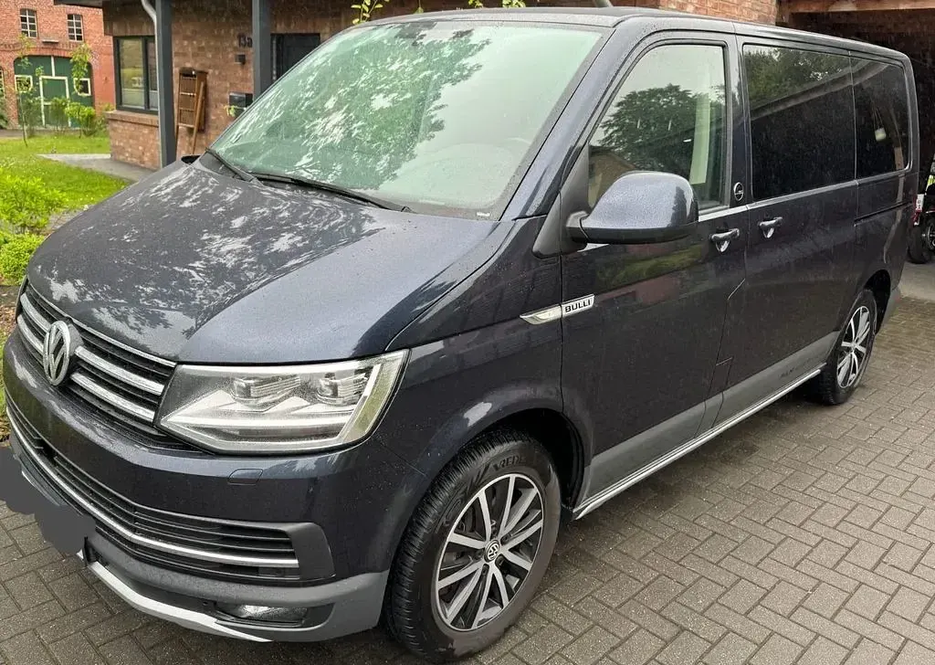 Gebraucht VW Multivan PanAmericana 204 PS (150 kW) 2017 Blau Van / Kleinbus