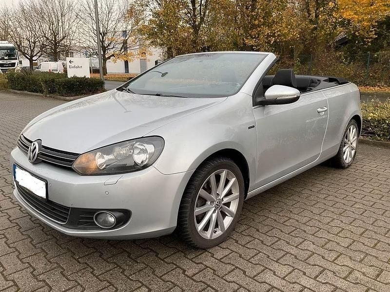 Gebraucht VW Golf Cabriolet LOUNGE 105 PS (77 kW) 2015 Silber Cabrio