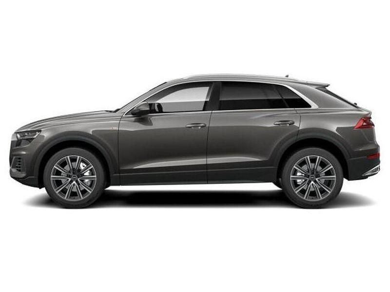 Gebraucht Audi Q8 Ambiente 340 PS (250 kW) 2022 Samuraigrau metallic SUV