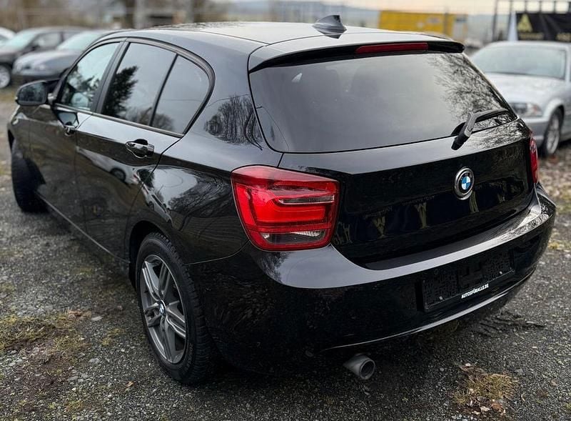 Gebraucht BMW 120 Advantage 184 PS (135 kW) 2013 Schwarz Kleinwagen