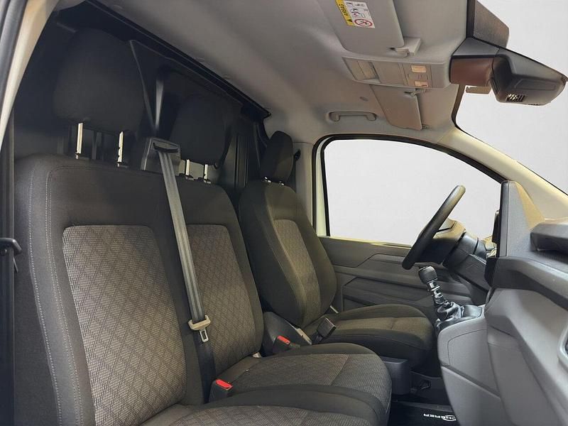 Gebraucht VW Transporter 110 PS (80 kW) 2025 Clear white Van