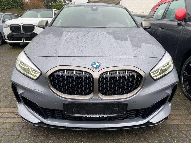 Gebraucht BMW 135 305 PS (224 kW) 2022 Skyscraper grau metallic Kleinwagen