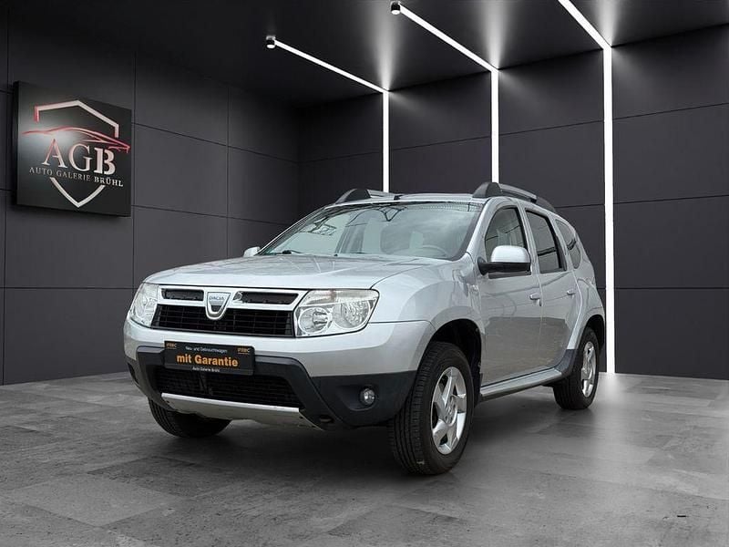 Silber Gebraucht 2011 Dacia Duster Prestige SUV | 5.990 € (Fairer Preis) - Bild 1/4