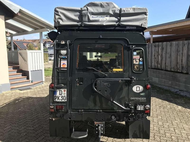 Gebraucht Land Rover Defender 113 PS (83 kW) 1998 Grün SUV