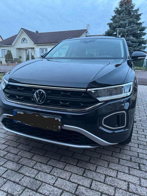 Schwarz Gebraucht 2022 VW T-Roc Life SUV | 24.500 € (Fairer Preis) - Bild 1/4