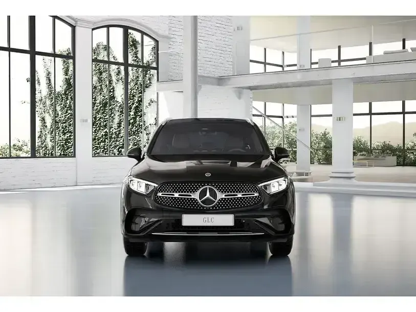 Gebraucht Mercedes GLC220 AMG 197 PS (144 kW) 2025 Schwarz SUV