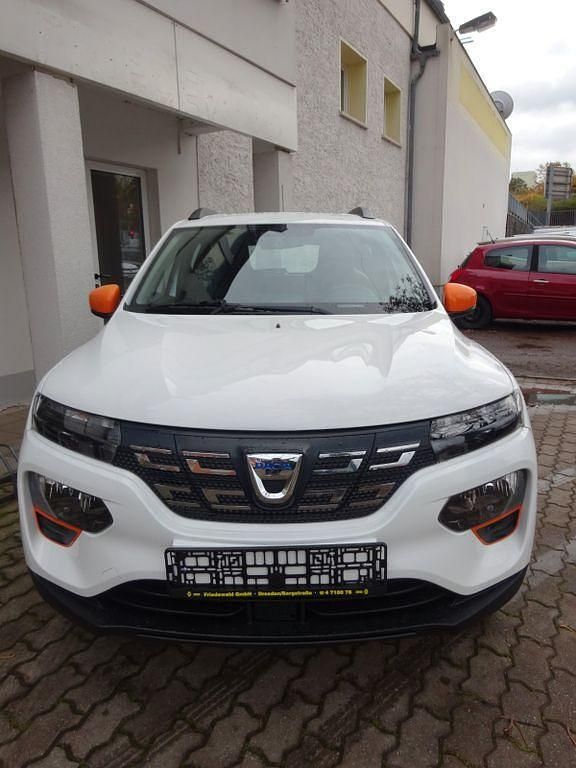 Gebraucht Dacia Spring Comfort Plus 33 kW (45 PS) 2022 Weiß Kleinwagen