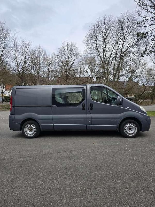 Gebraucht Renault Trafic 114 PS (83 kW) 2010 Van / Kleinbus