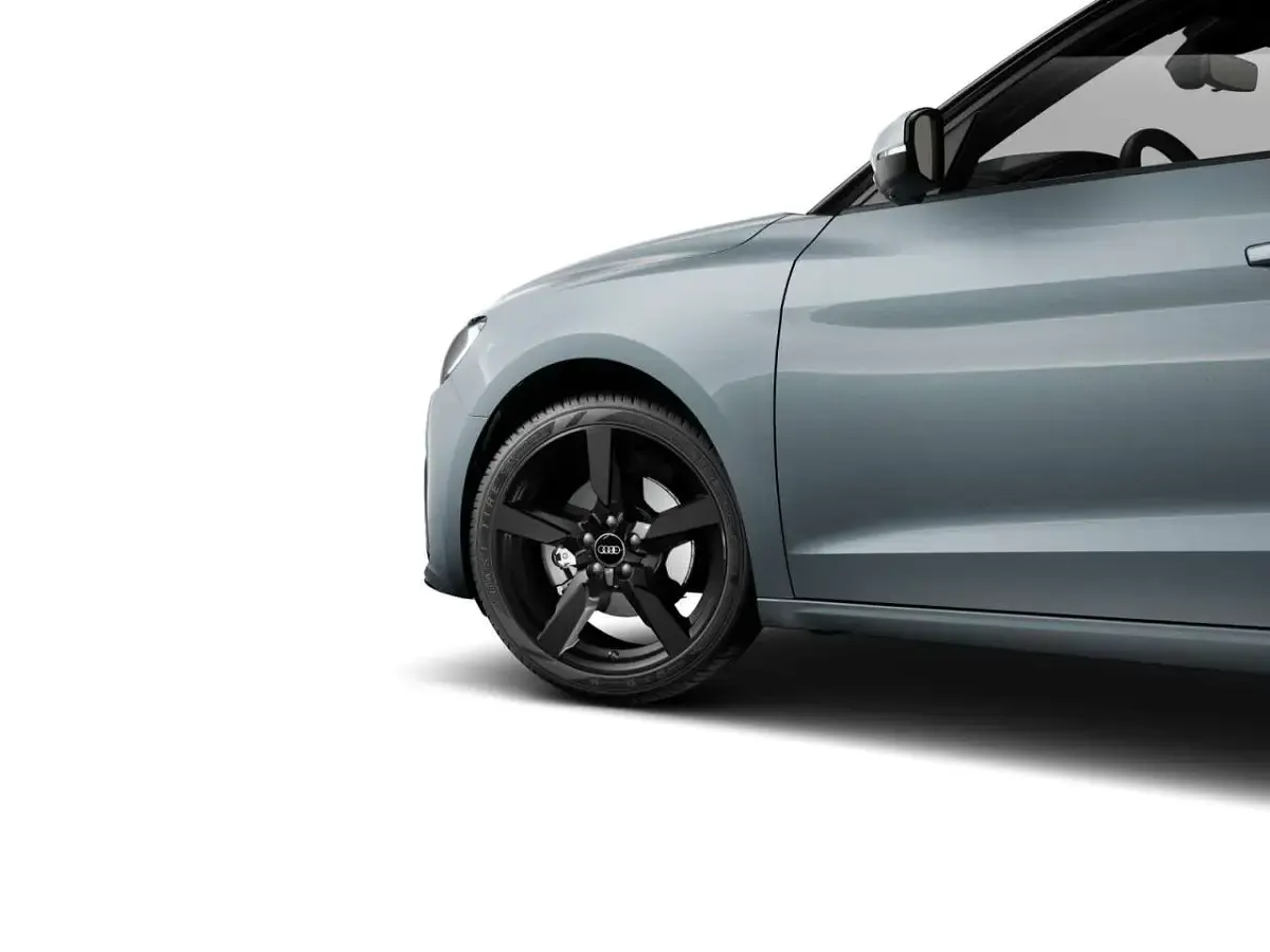 Gebraucht Audi A1 S-Line 116 PS (85 kW) 2026 Pfeilgrau perleffekt SUV