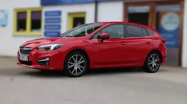 Gebraucht Subaru Impreza Exclusive+ 156 PS (114 kW) 2019 Pure red Limousine