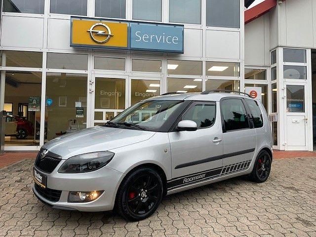 Silber Gebraucht 2012 Skoda Roomster Ambition Van / Kleinbus | 6.199 € (Fairer Preis) - Bild 1/4