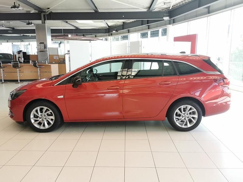 Gebraucht Opel Astra Elegance 122 PS (89 kW) 2021 Rot metallic Kombi