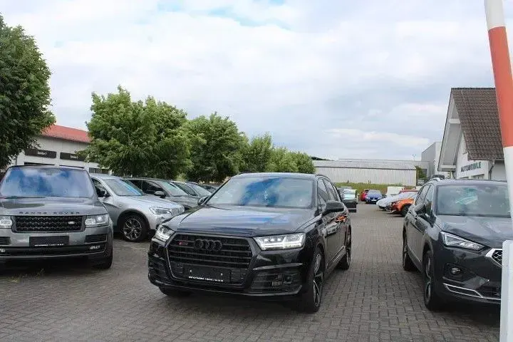 Gebraucht Audi SQ7 Black Edition 435 PS (319 kW) 2016 Orcaschwarz/deep black SUV