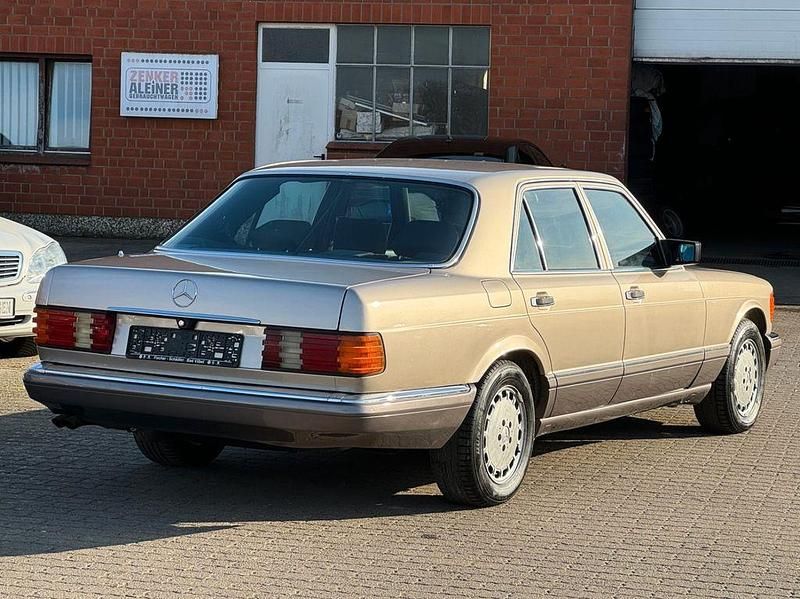 Gebraucht Mercedes 500 SE 245 PS (180 kW) 1985 Gold Limousine