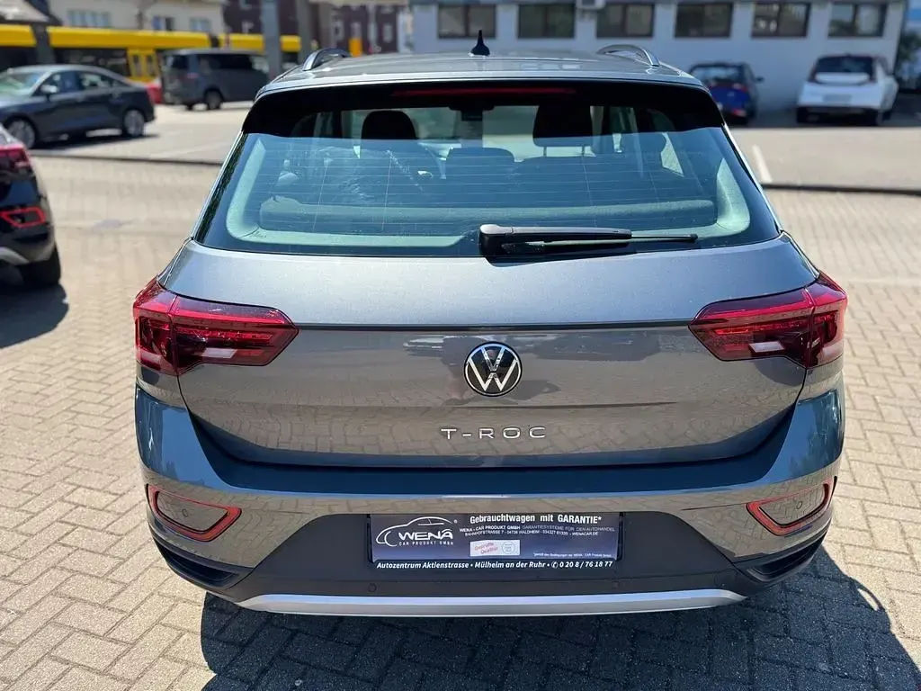 Gebraucht VW T-Roc Life 116 PS (85 kW) 2023 Grau SUV