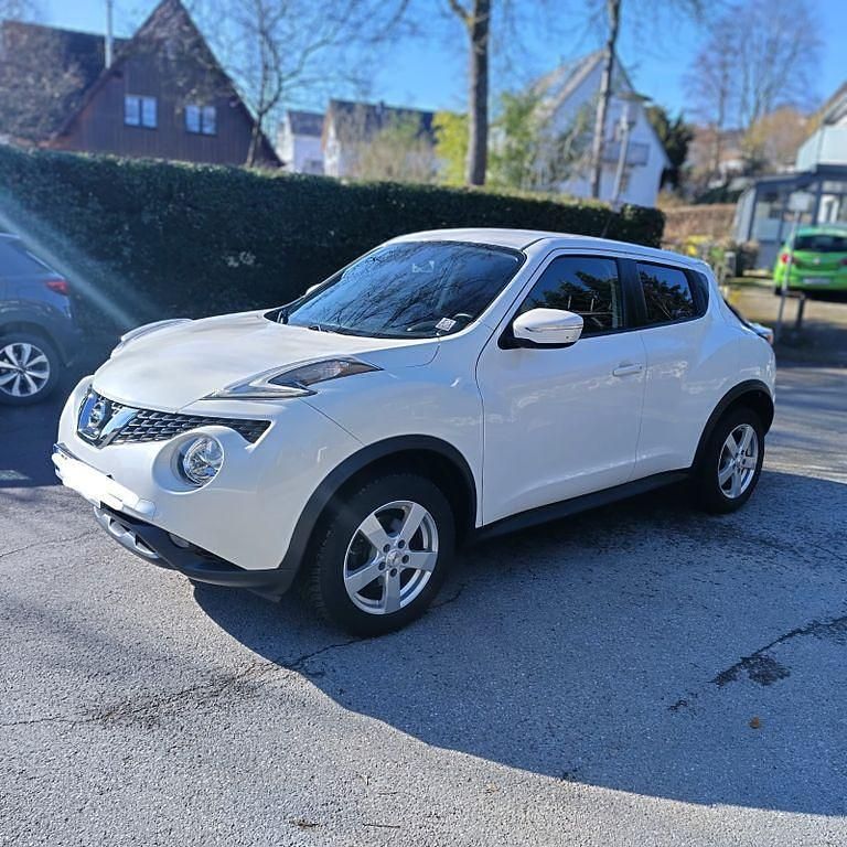Gebraucht Nissan Juke Acenta 116 PS (85 kW) 2015 Weiß SUV