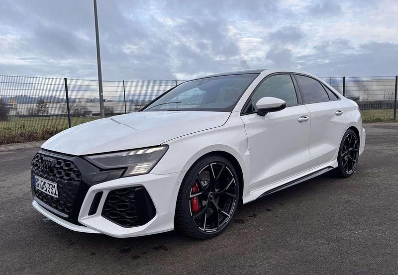 Gebraucht Audi RS3 Performance 400 PS (294 kW) 2023 Limousine
