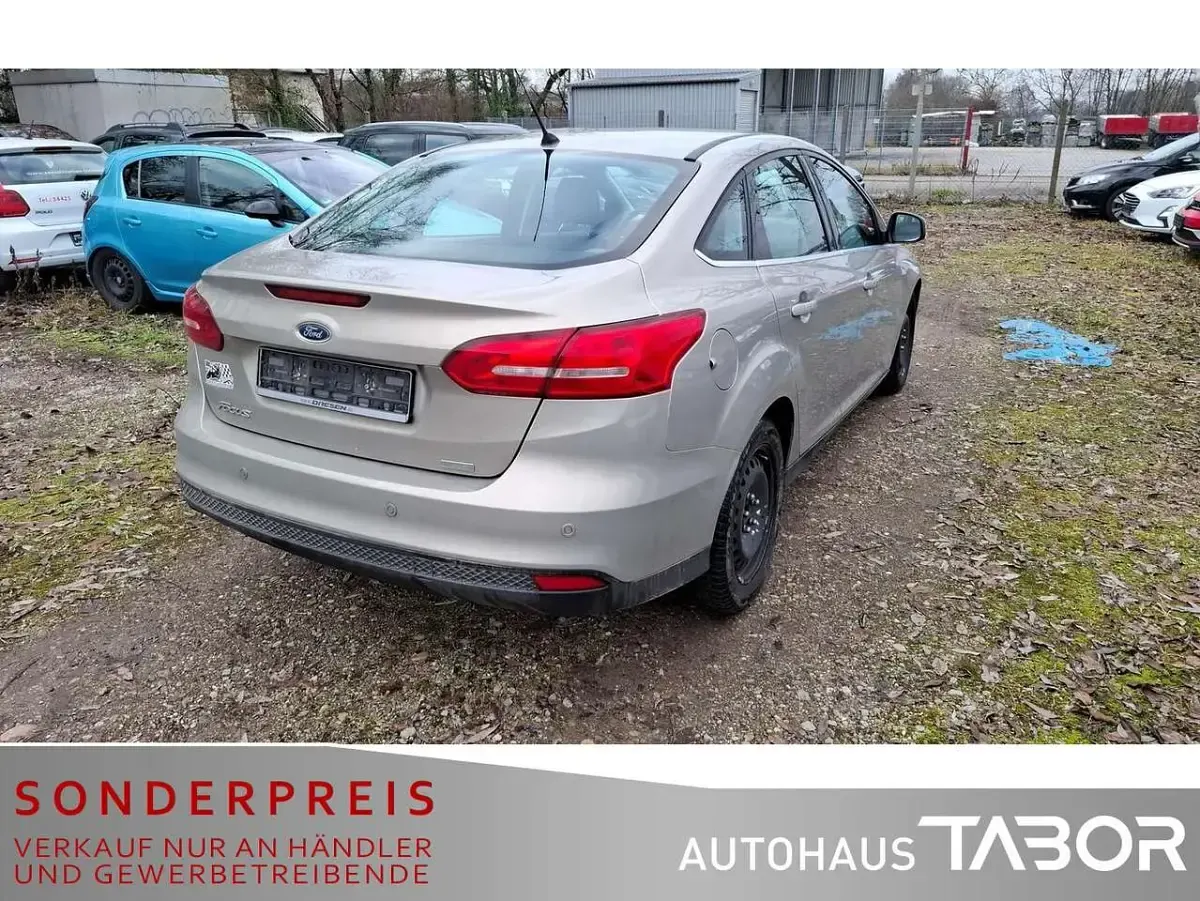 Używany Ford Focus Titanium 125 KM (91 kW) 2017 Szary Sedan/Limuzyna