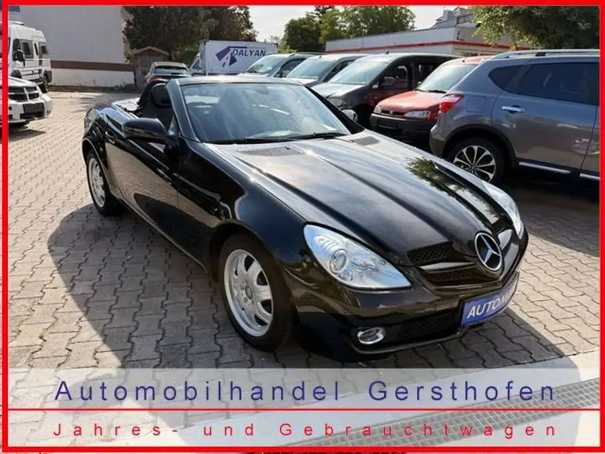 Gebraucht Mercedes SLK200 184 PS (135 kW) 2010 Schwarz Cabrio