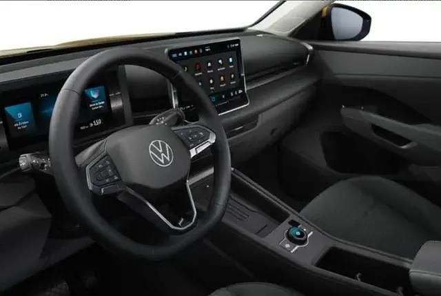 Neu VW T-Roc Trendline 116 PS (85 kW) 2025 Gelb (canary yellow) SUV