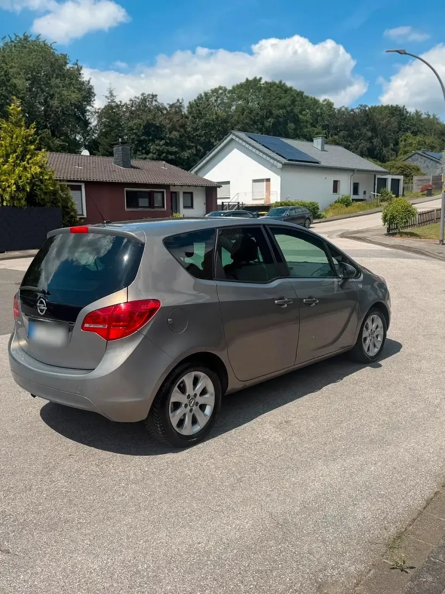 Gebraucht Opel Meriva 101 PS (74 kW) 2010 Grau Van / Kleinbus