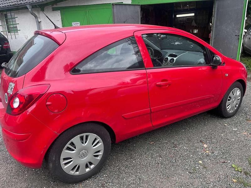 Gebraucht Opel Corsa 80 PS (58 kW) 2006 Rot Limousine