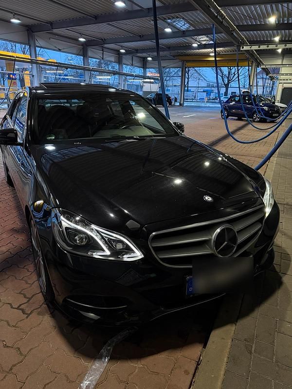 Gebraucht Mercedes E350 252 PS (185 kW) 2013 Schwarz Limousine