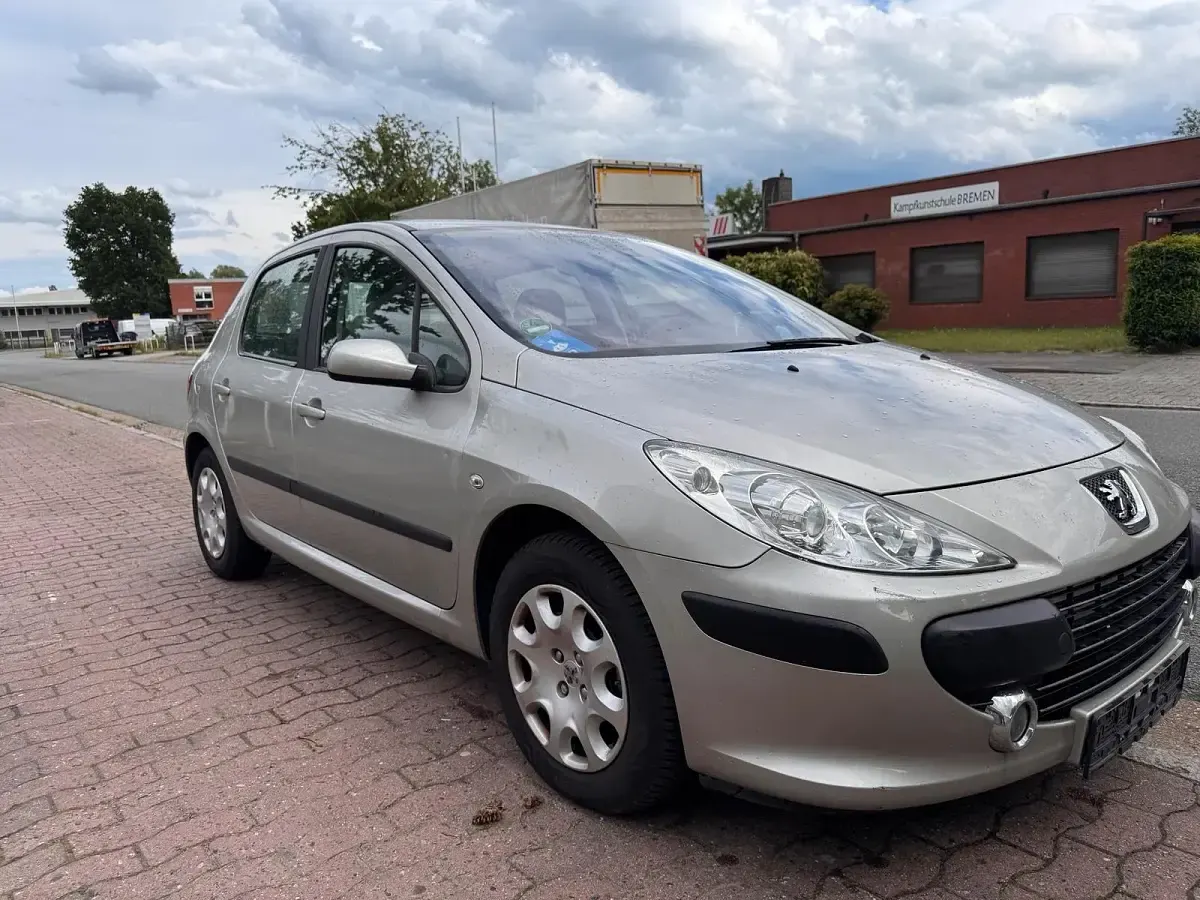 Gebraucht Peugeot 307 108 PS (79 kW) 2006 Grau Limousine