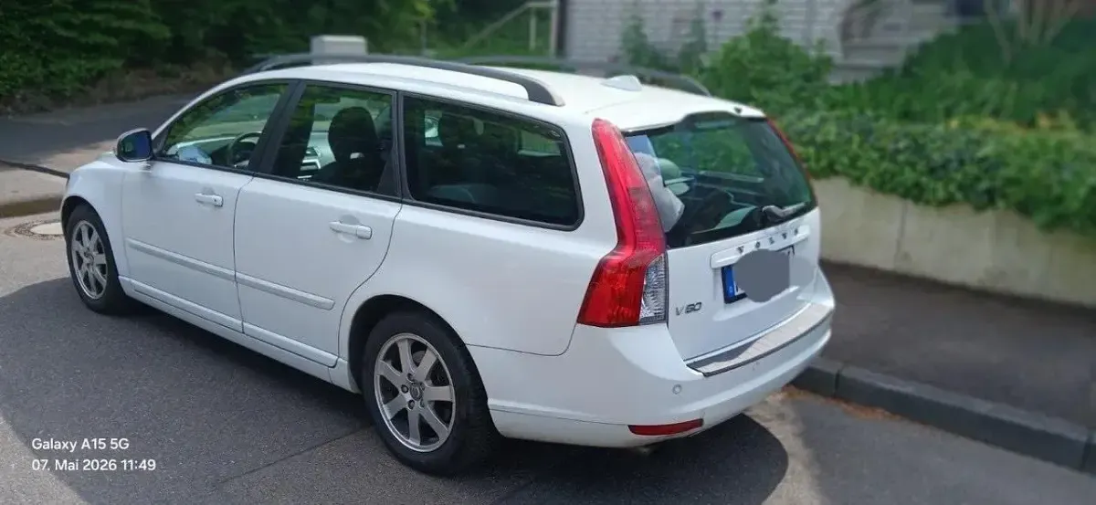 Gebraucht Volvo V50 150 PS (110 kW) 2011 Weiß Kombi