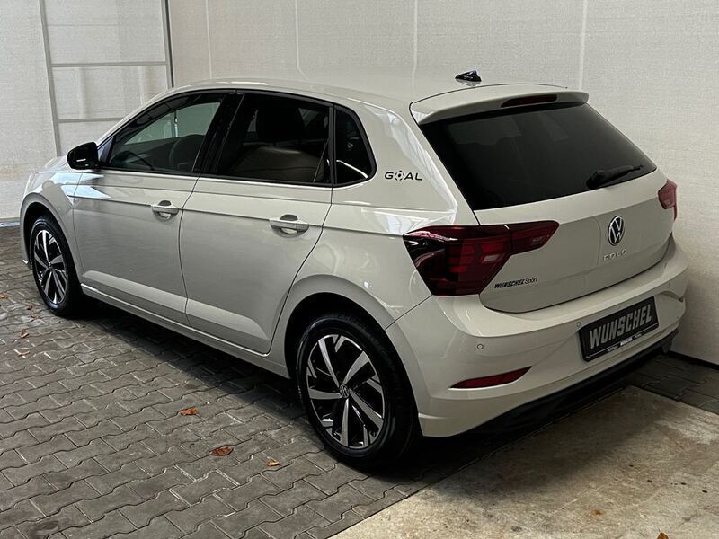 Neu VW Polo Goal 95 PS (69 kW) 2025 Grau Limousine