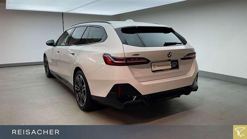 Gebraucht BMW 540 Comfort Edition 303 PS (222 kW) 2024 Alpinweiß uni Kombi