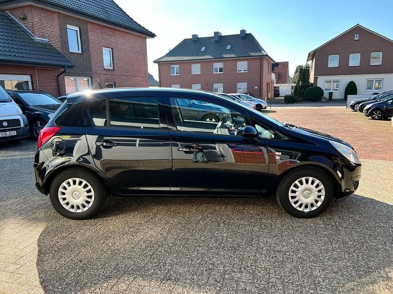 Gebraucht Opel Corsa Edition 87 PS (63 kW) 2010 Schwarz Kleinwagen
