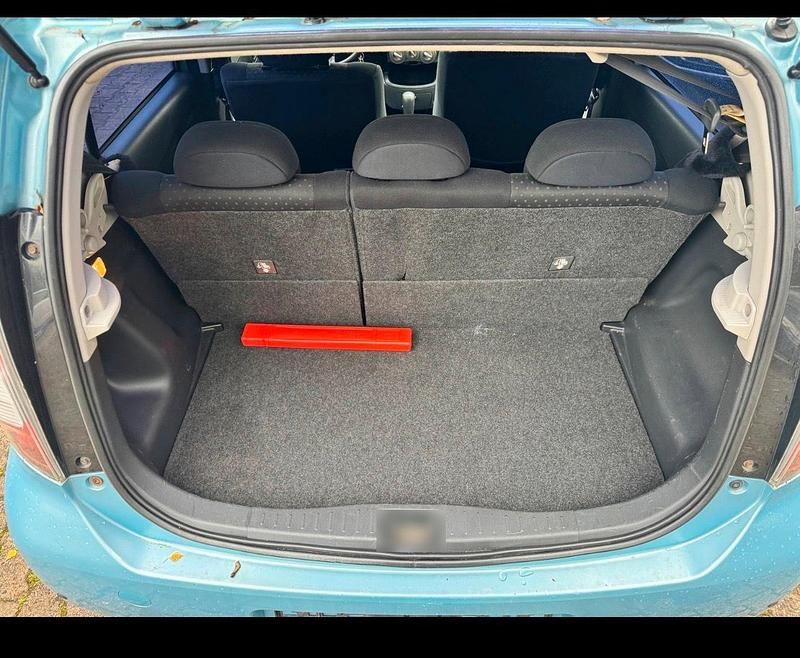 Gebraucht Daihatsu Sirion 92 PS (67 kW) 2009 Blau Kleinwagen