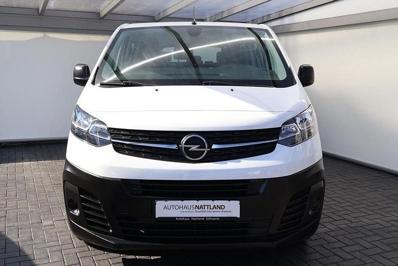 Gebraucht Opel Vivaro 120 PS (88 kW) 2021 Weiß Van / Kleinbus