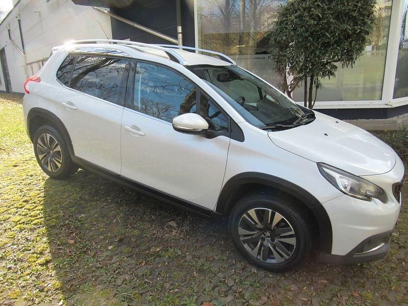 Gebraucht Peugeot 2008 Allure 131 PS (96 kW) 2017 Weiß SUV