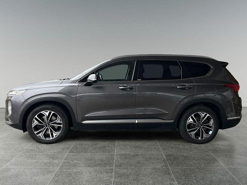 Grau Gebraucht 2020 Hyundai Santa Fe Premium SUV | 25.900 € (Fairer Preis) - Bild 1/3
