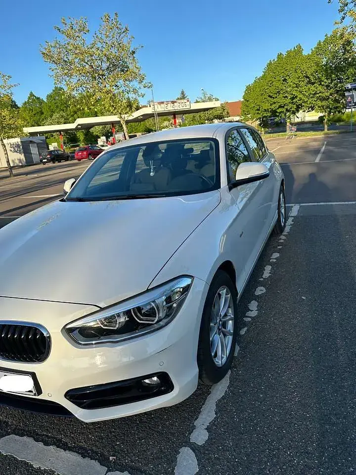 Gebraucht BMW 116 116 PS (85 kW) 2016 Weiß Kleinwagen