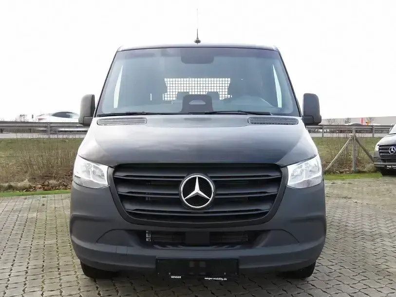 Gebraucht Mercedes Sprinter 150 PS (110 kW) 2024 Schwarz Van