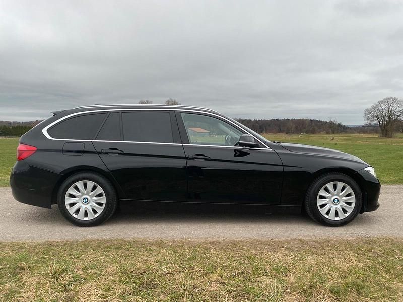 Gebraucht BMW 320 163 PS (119 kW) 2016 Schwarz Kombi
