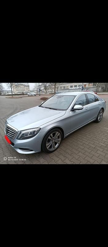 Silber Gebraucht 2014 Mercedes S500 Limousine | 24.590 € - Bild 1/4